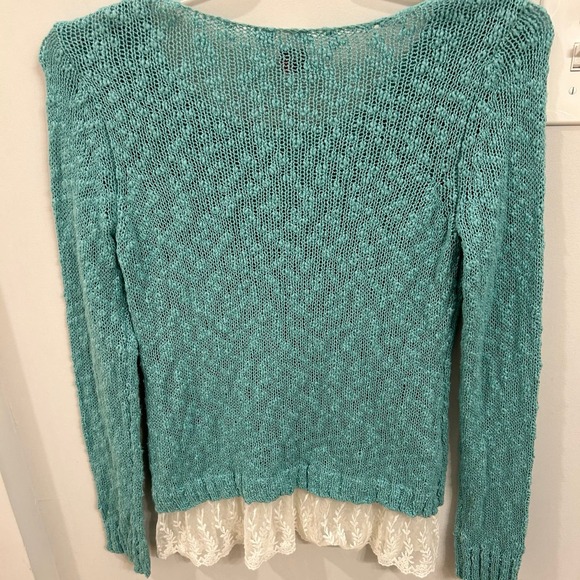 Sweater - Picture 2 of 4